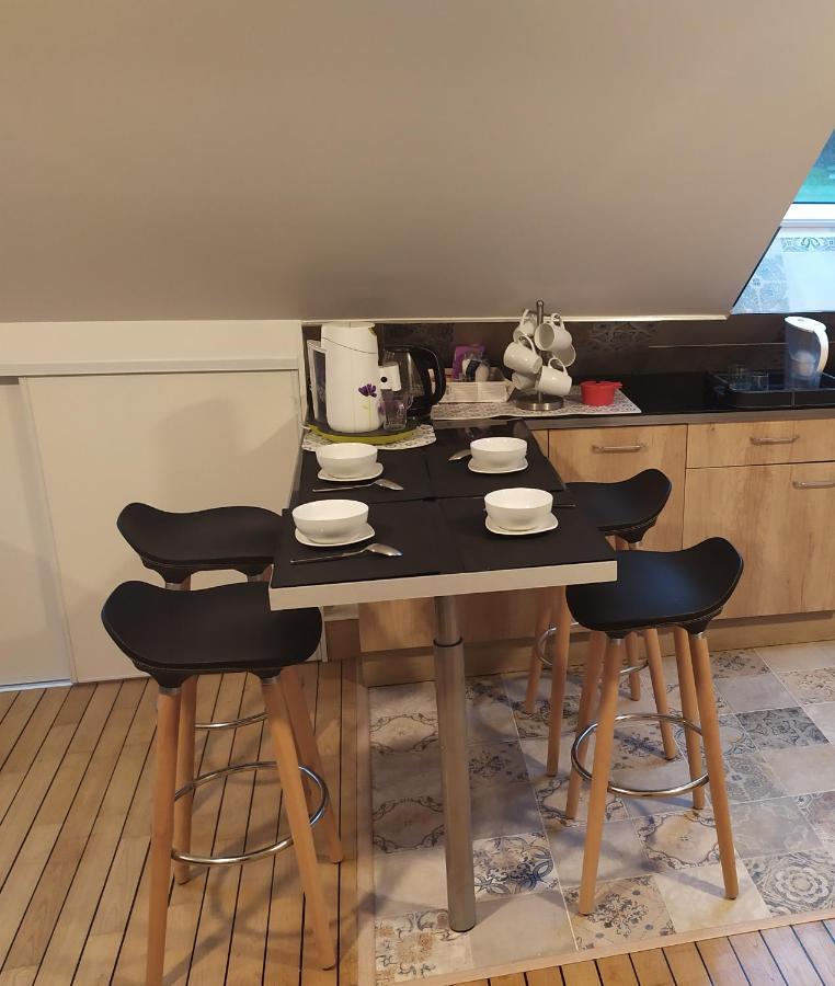 Logement Atypique Bien Etre Au Coeur De La Nature Quimper Eksteriør billede